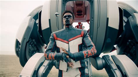 Edi Gathegi Teases Mister Terrific’s Relationship With Superman, Lex ...