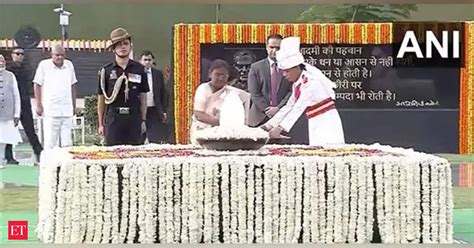 President Murmu, PM Modi led tributes to Atal Bihari Vajpayee on his ...