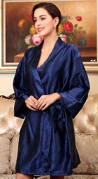 Kamuk Life Long Sleeved Silk Satin Robe – Intimacy Hub