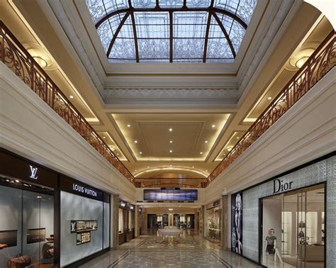 Versace opens in Delhi's DLF Emporio