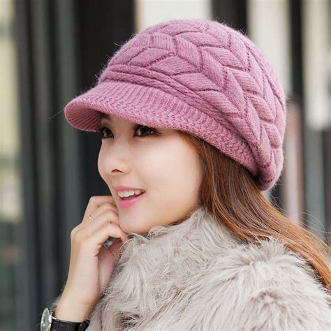 HINDAWI Women Winter Warm Knit Hat Wool Snow Ski Caps with Visor ...