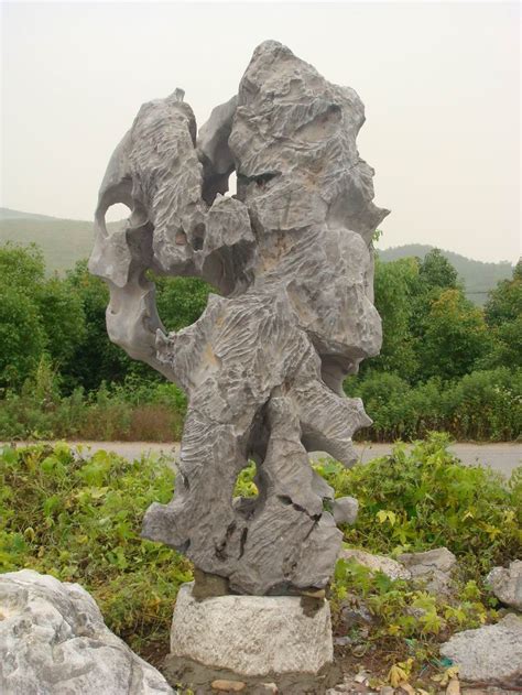 仿真太湖石做法－北京淡水河谷仿真太湖石做法-仿真太湖石