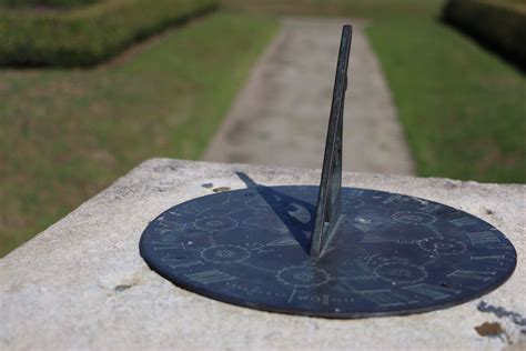 Who Invented The First Analog Clock at Jasmine Colman blog