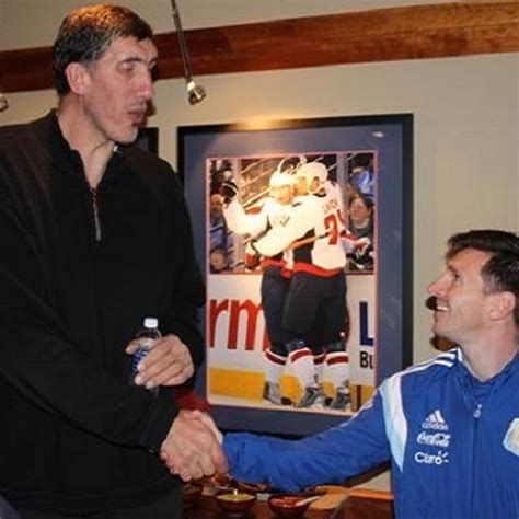 Gheorghe Muresan Height