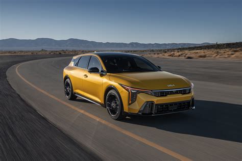 2026 KIA K4 HATCHBACK SETS FOOT IN THE BIG APPLE FOR OFFICIAL DEBUT