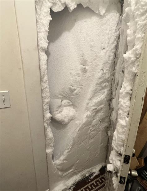 You call off work at your minimum wage job because of this. What is the boss gonna say back? : r ...