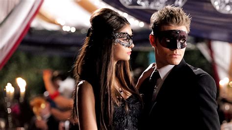 Watch The Vampire Diaries Season 4 Streaming Online | Peacock