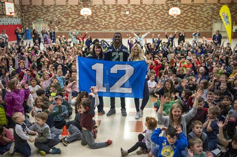Seahawks visit York Elementary Photo Gallery - The Columbian