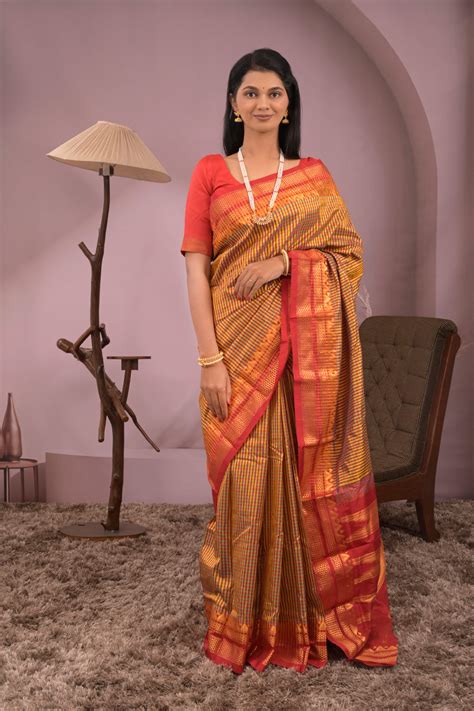 Kolhapuri Ilkal Woven Chex Pattern