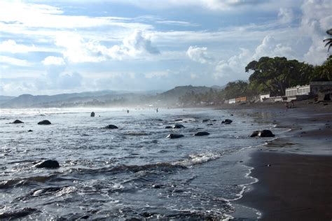 El Salvador Beaches