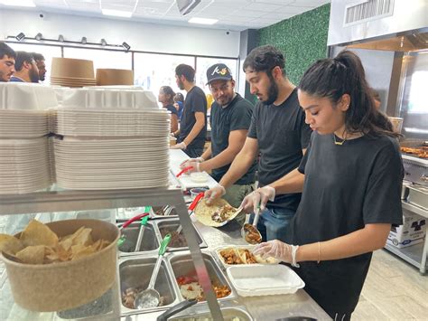 Halal Mexican grill in Albany aims for young Muslim market