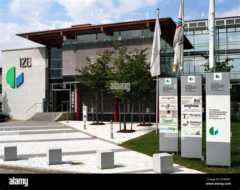 Biotechnology Logo 的图像结果