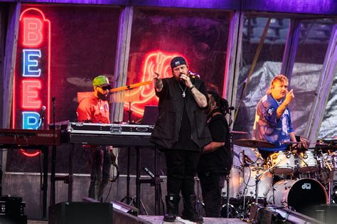 Post Malone, Jelly Roll earned ‘rock star’ status at Gillette Stadium