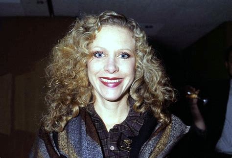 Connie Booth Height, Weight, Body Measurements - Searchceleb