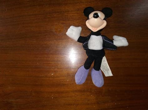 Mickey Mouse Old Toy 的图像结果