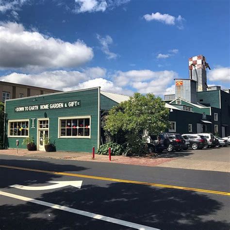 Farmers' Union Marketplace | Eugene OR