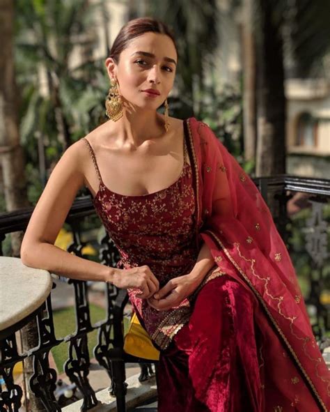 15 times Alia Bhatt dazzled in a Sabyasachi creation
