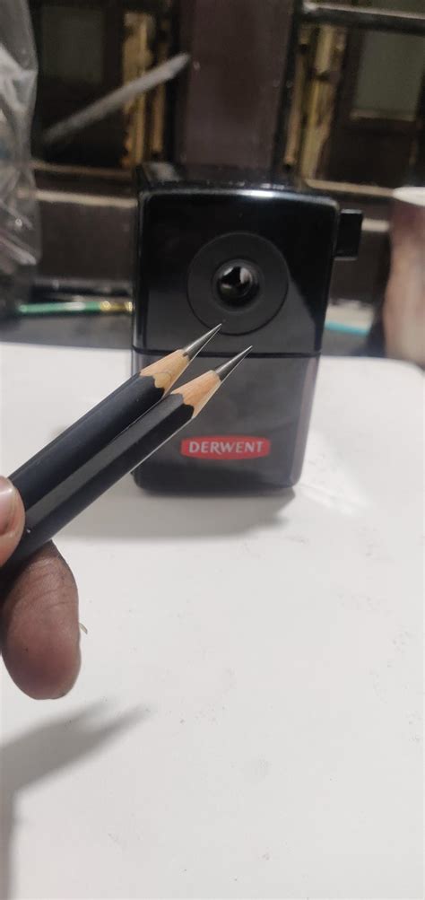 Derwent Super Point Mini Manual Helical Desktop Sharpener with Desk ...