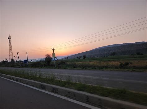 Countryside Sunset 的图像结果