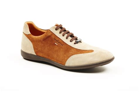 Casual Sports Shoes 的图像结果