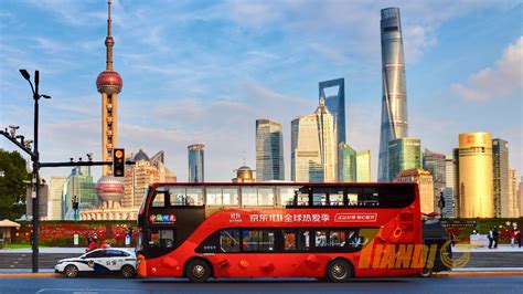 『上海：公交车身广告的最新发展』 - 上海天迪广告-上海公交车身广告-双层巴士广告-站台候车亭广告