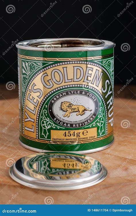 Lyle`s Golden Syrup editorial stock image. Image of syrup - 148611704