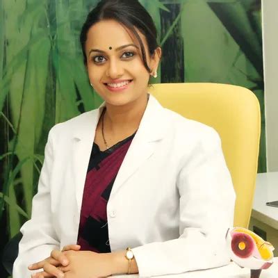Dr. Sayli Gavaskar - ophthalmologist in Pune | DOCTAR