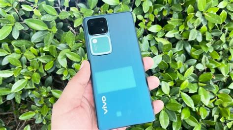 50MP कैमरा, 5000mAh बैटरी और 12GB RAM वाले Vivo V30 Pro 5G पर Discount ...
