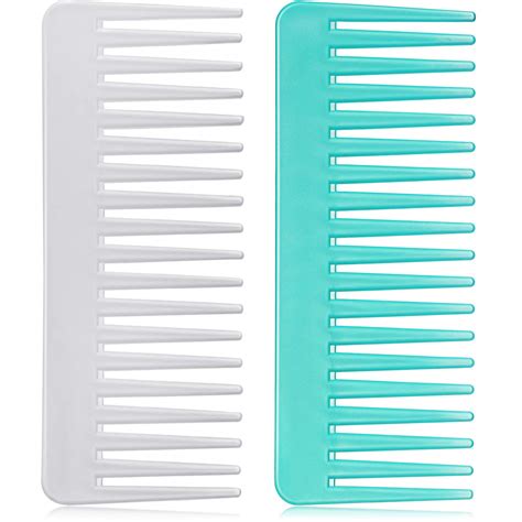 How to Find the Best Detangling Comb - Practical Buying Tips & My 5 Top ...