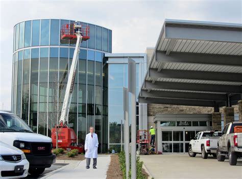 Dr. Cross: Northside Hospital’s “Original OB/GYN” - Cherokee Women's Health