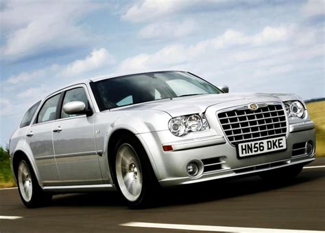 2007 Chrysler 300C SRT-8 Estate Review - Top Speed