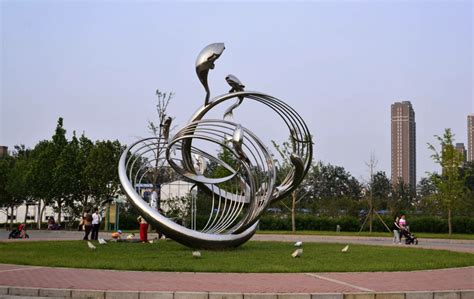 南宁市第四人民医院玻璃钢仿铜浮雕制作-广西善艺雕塑有限公司