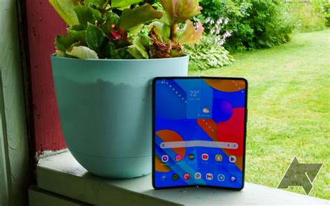 How much will replacing the Samsung Galaxy Z Fold 5 screen cost?