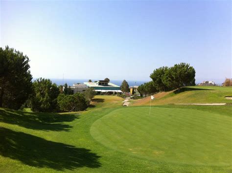 https://lecoingolf.fr/wp-content/uploads/2020/12/Benalmadena-GOLF-pitch-and-putt-andalousie-.jpg
