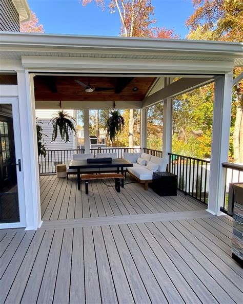 Second-Story Deck Ideas: Get Inspired to Create an Elevated Space ...