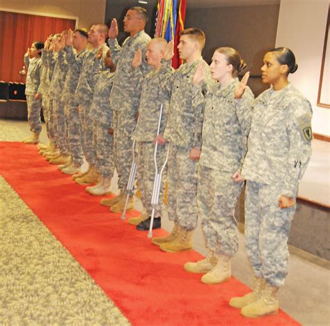 Fort Rucker Soldiers renew commitment to country | Article | The United ...