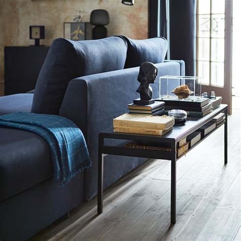 A refined and thoughtfully decorated living room - IKEA