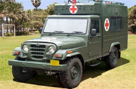 MM950 XD Army Ambulance – Sam's Mahindra Museum