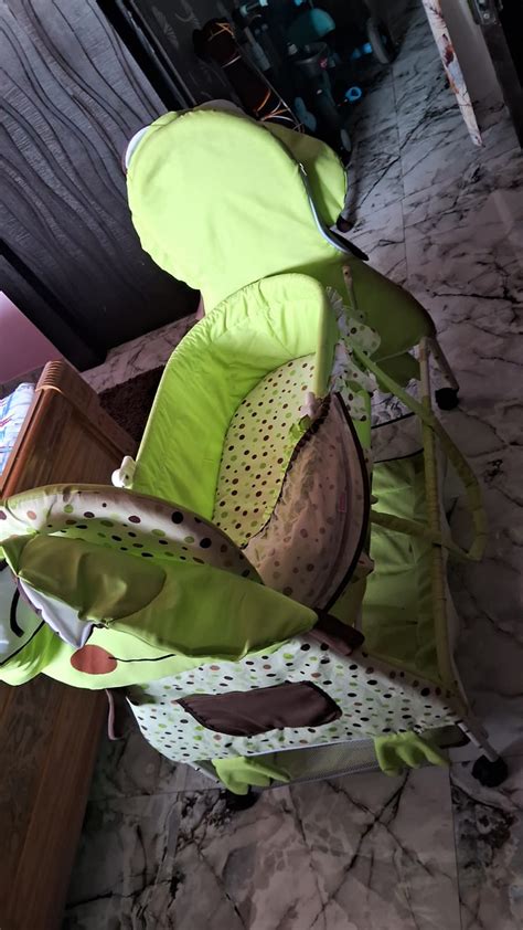 BABYHUG Froggy Print Cradle With Mosquito Net And Swing Lock function ...