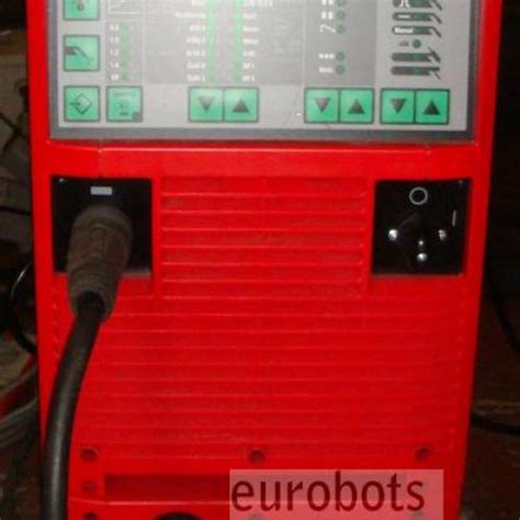 Kuka KR150 S2000 with Fronius TPS 4000 | Eurobots