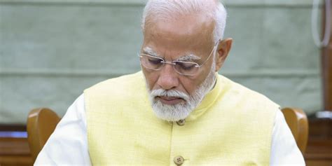 A Humbled Narendra Modi, a Diminished Global Stature - The Wire