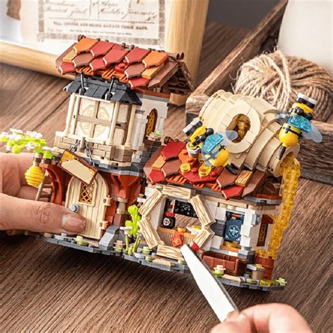 LOZ 1K+PCS Building Block Toy,Cute Piggy Folding House Mini Bricks ...