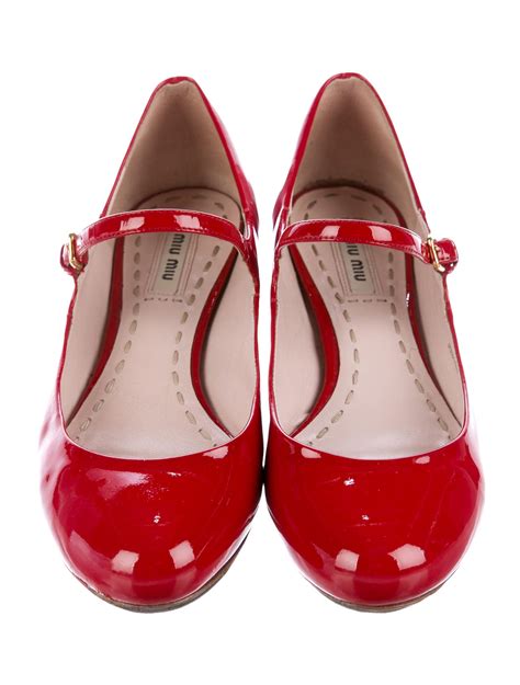 Miu Miu Patent Leather Mary Jane Flats - Shoes - MIU55373 | The RealReal