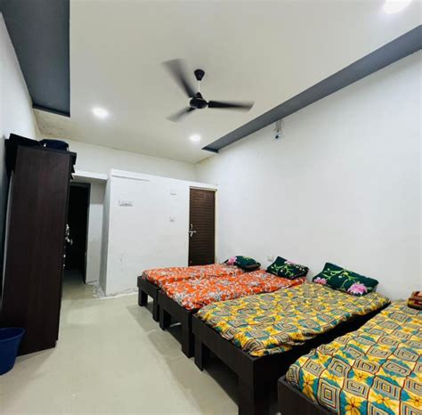 Welcome To Antillia Param Girls PG