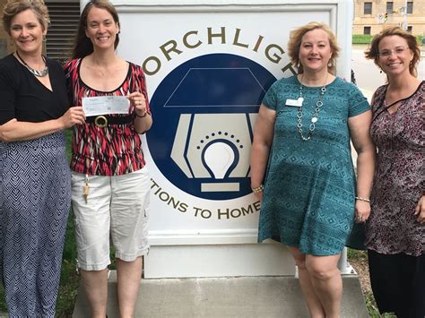 Donate | Madison, WI | Porchlight, Inc. | Porchlight