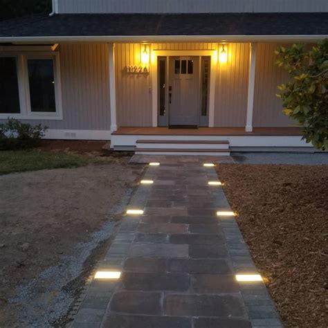 Elevate Your Driveway and Patio with Lumengy's Paver Lights