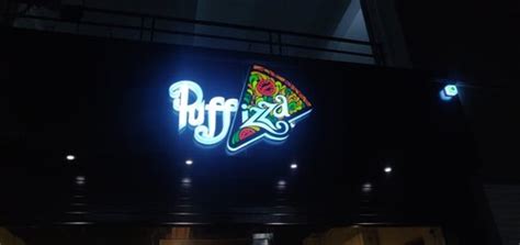 Restaurant Sign Board 的图像结果