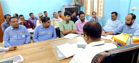 Guru Laxman Peethadhishwar Rajguru Swami Maharaj of Rewa royal family ...