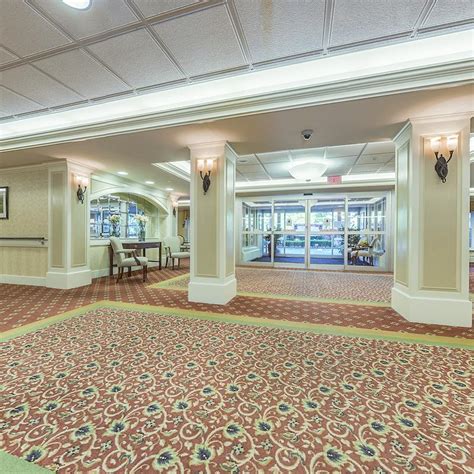 Le Lobby Du Centre Commercial 的图像结果