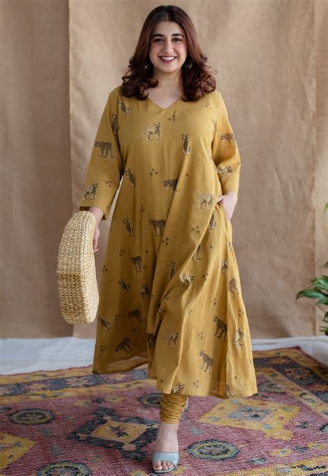 INDIAN ETHNIC WOMEN'S Kanha Bagh MulMul Cotton Kurta – THE INDIAN ...